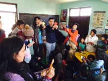 震災孤児もいる小学校訪問での活動