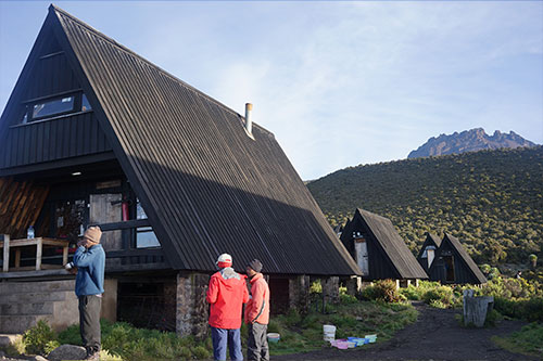 2日目：マンダラハット⇒ホロンボハット