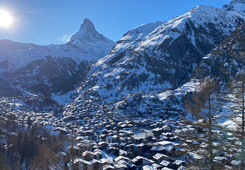 ツェルマット
（標高約1,600m）