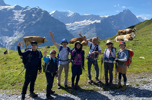 ストア スイス旅行ハイキング時の靴は登山靴が必要か