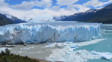 自然の雄大さを感じる氷河観光！