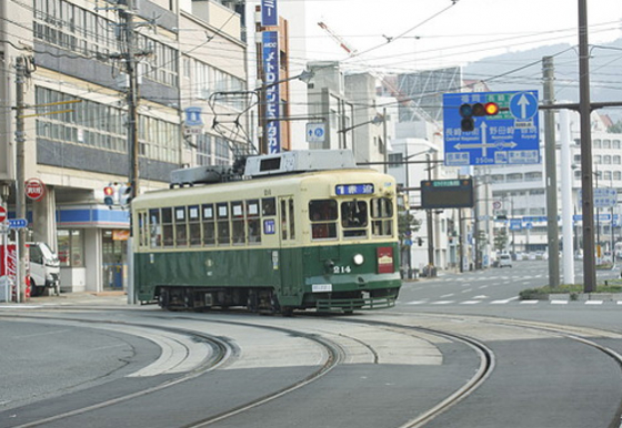 長崎で有名な路面電車 どこまで乗っても120円！