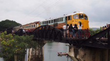 クワイ河鉄橋（イメージ）